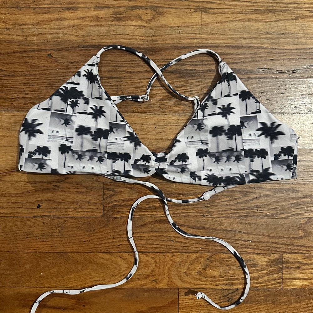 Skatie x Rocky Barnes Swim in Rosarito